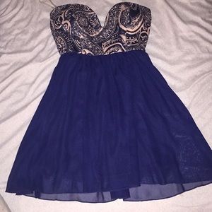 Agaci Navy blue and nude dress
